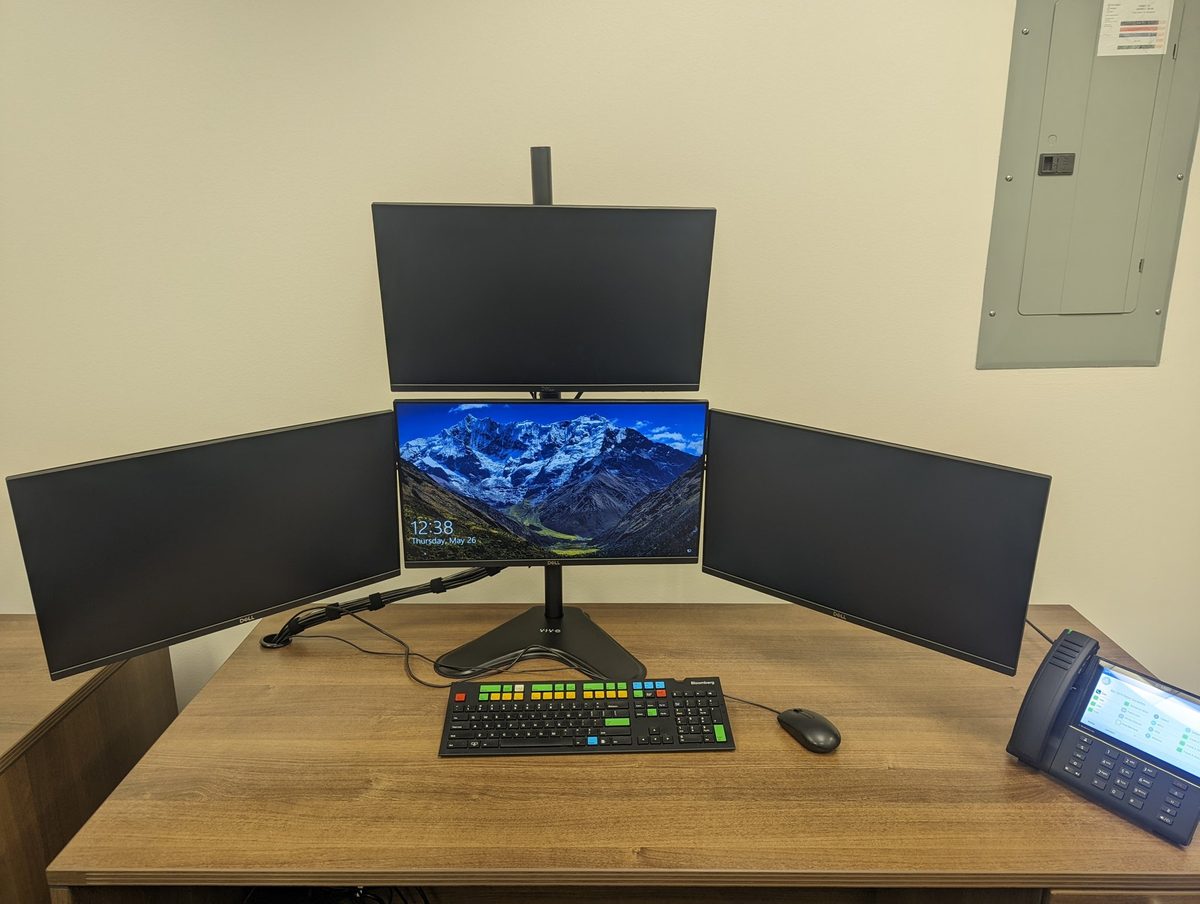 Corner desk workstation build